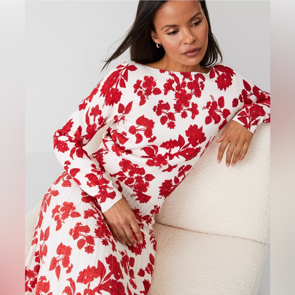 Floral Red and White Women's Top - Picture 4 of 5